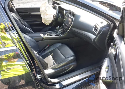 2018 Nissan Maxima 3.5 Sl z USA, uszkodzony, nr VIN 1N4AA6APXJC393110